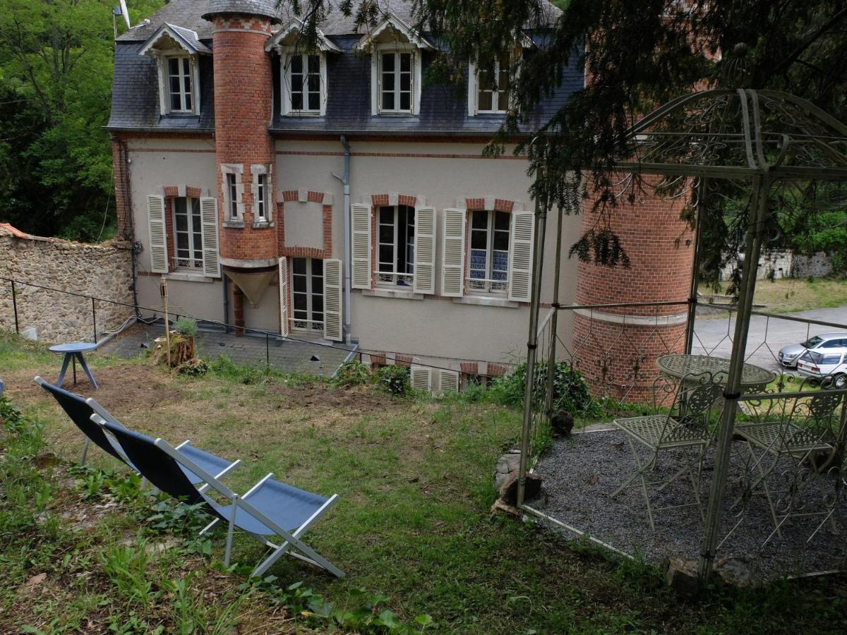 Bed and Breakfast Le Petit Manoir Эво-ле-Бен Экстерьер фото